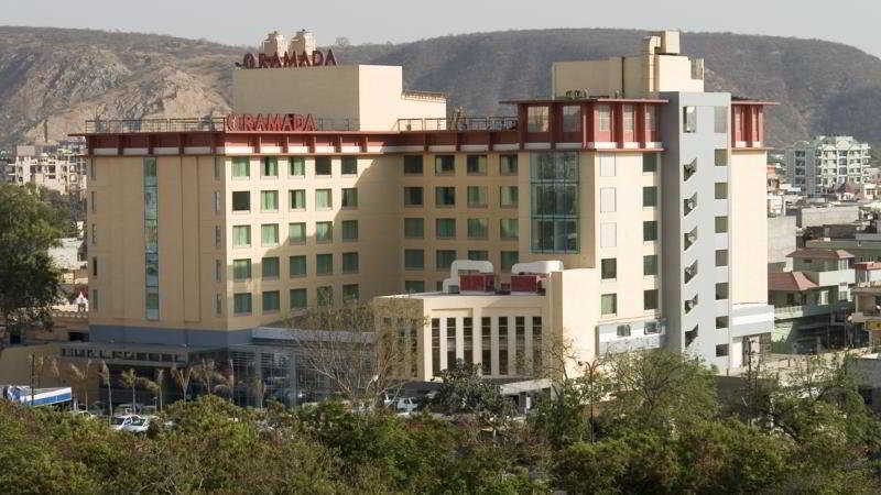 होटल Ramada By Wyndham Jaipur